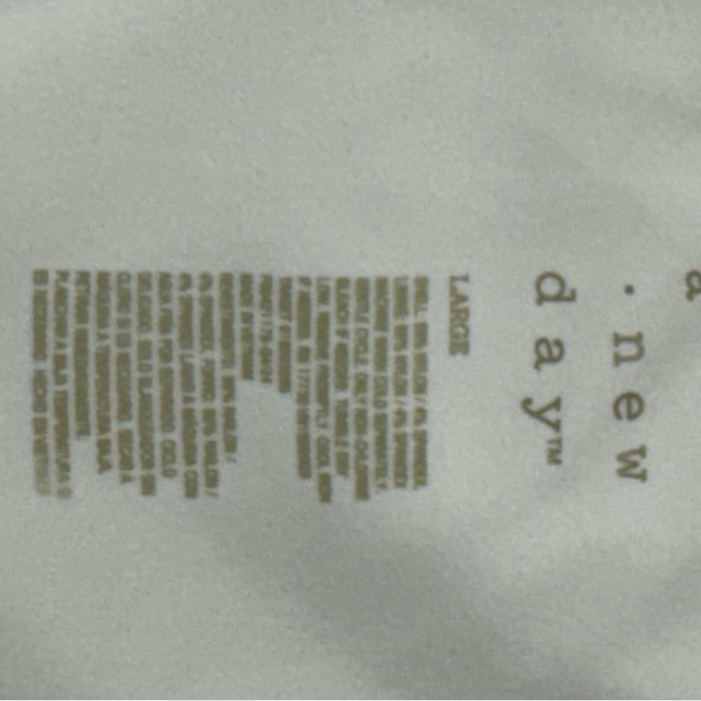 A New Day Women's Classic White Tank Top - Picture 8 of 9